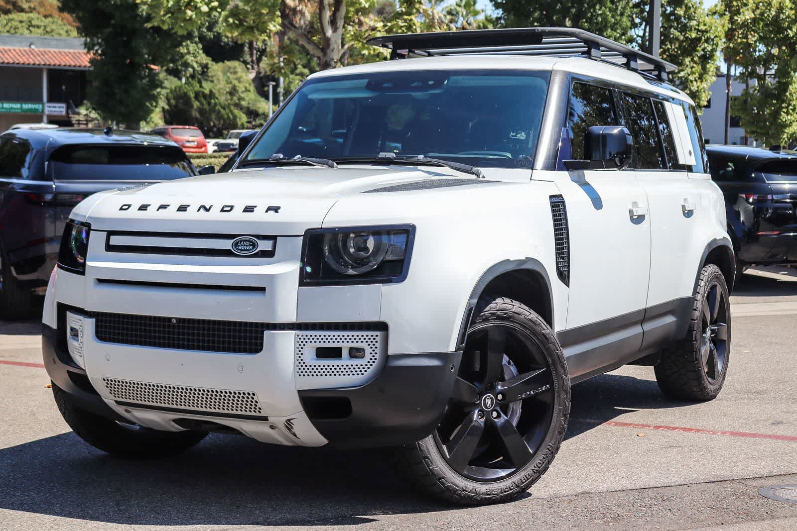Used 2020 Land Rover Defender 110 HSE AWD/4WD image 1