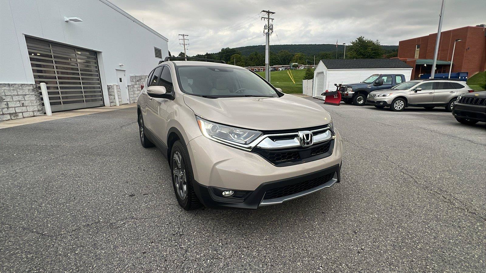 Used 2019 Honda CR-V EX image 2