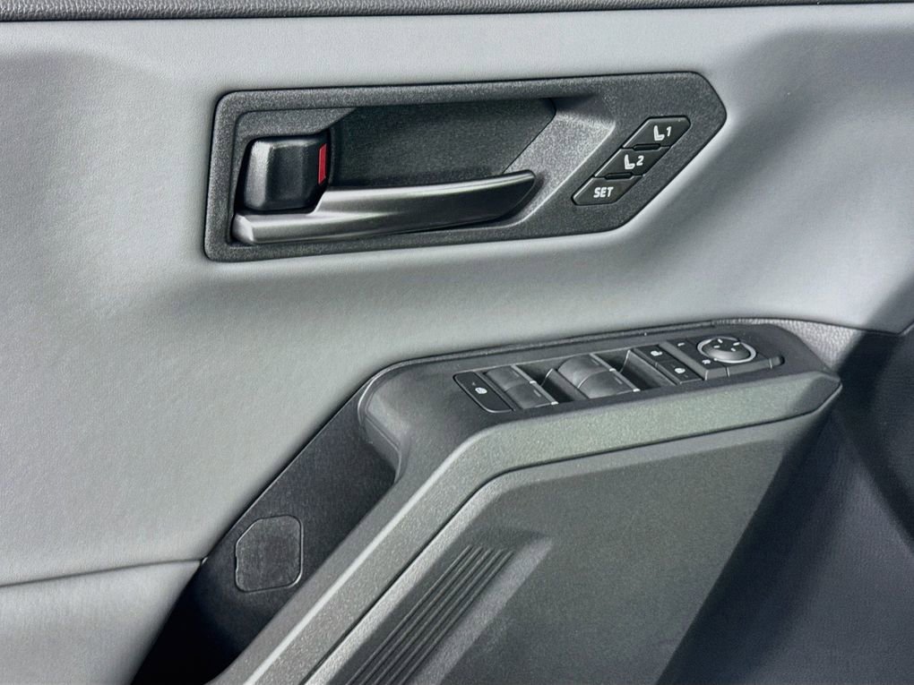 New 2026 Toyota RAV4 XSE AWD/4WD image 22