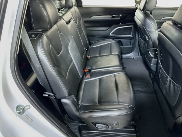 Used 2021 Kia Telluride LX AWD/4WD image 12