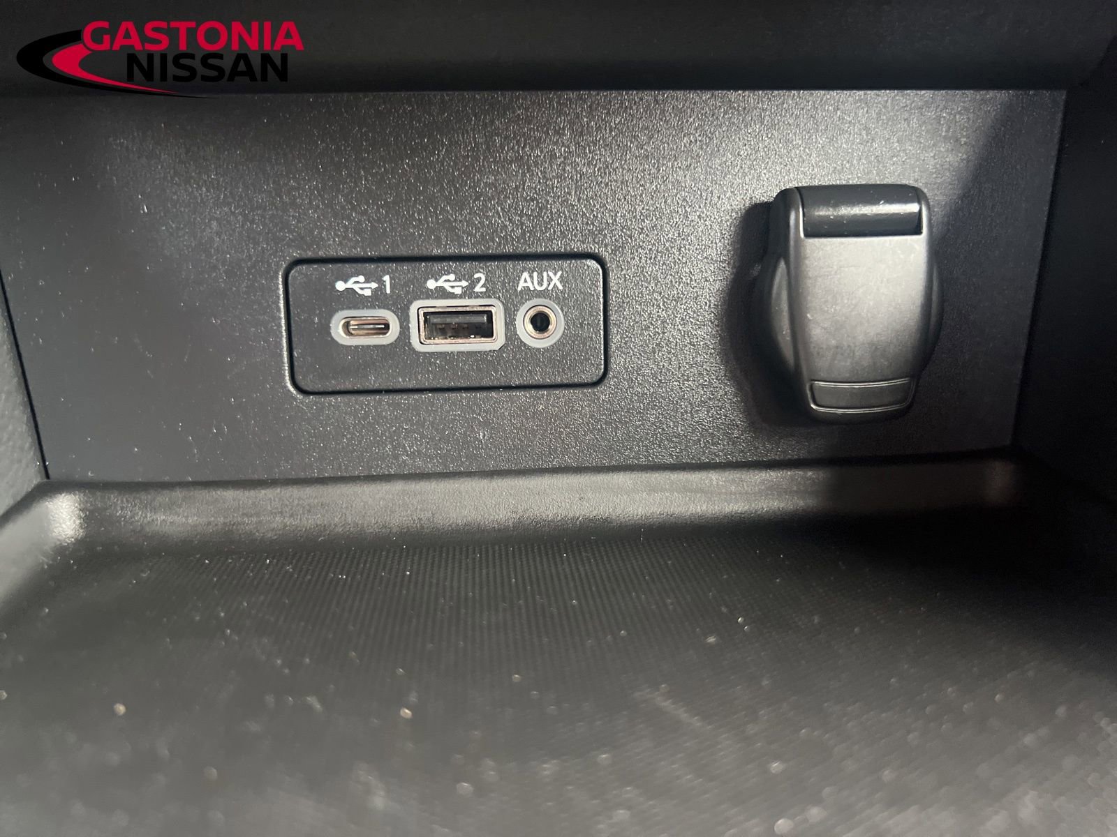 Used 2022 Nissan Sentra SV image 41