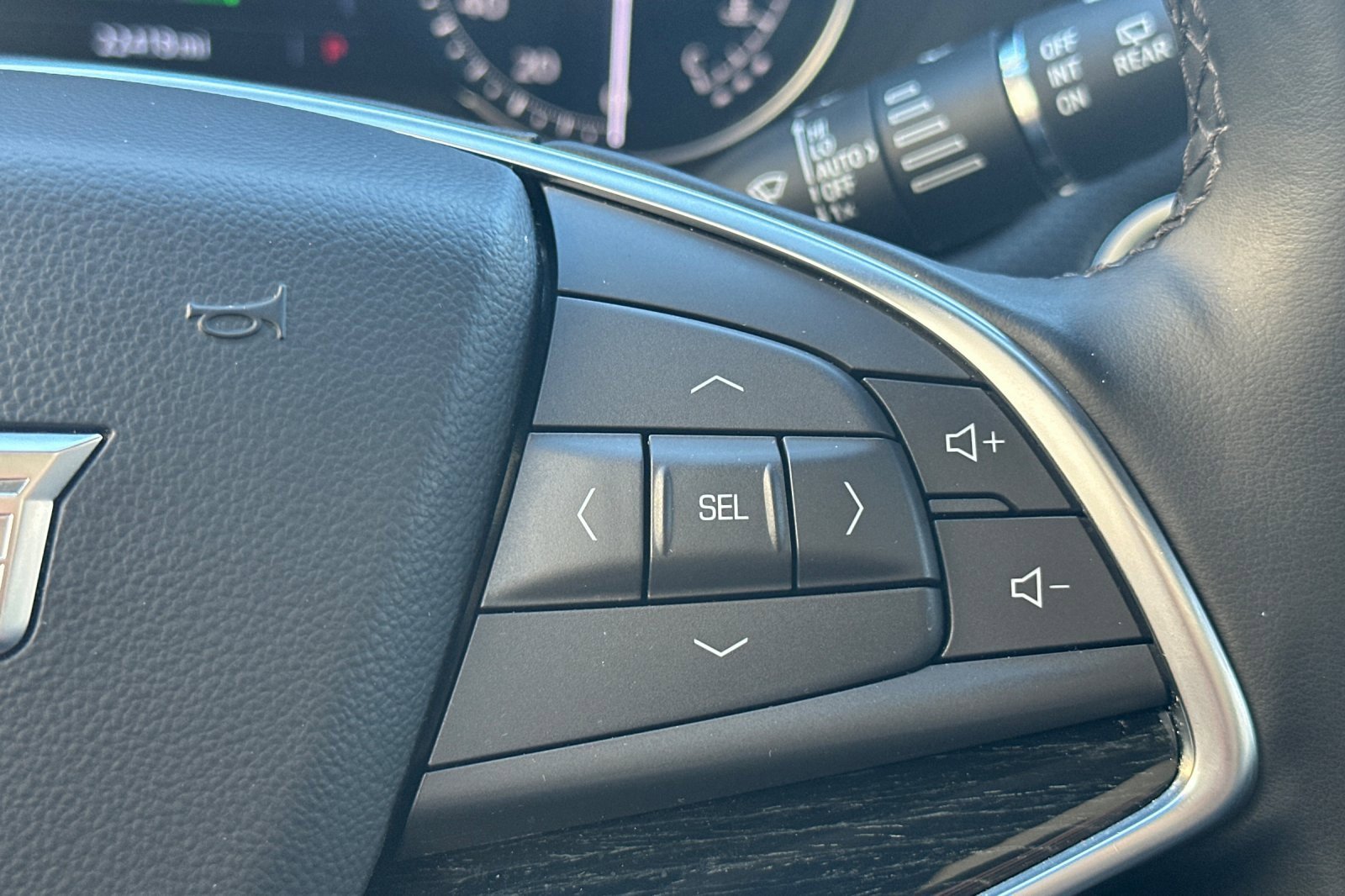 Used 2025 Cadillac XT5 Premium Luxury image 34