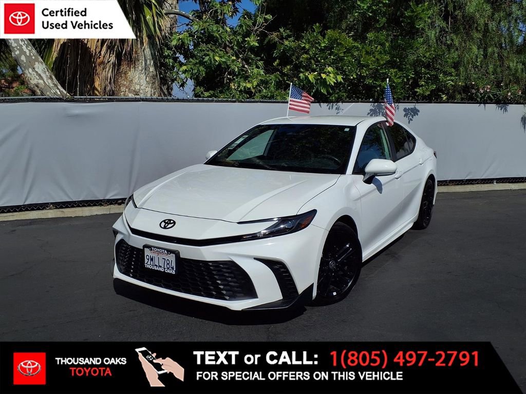 Certified 2025 Toyota Camry SE w/ Convenience Package image 1