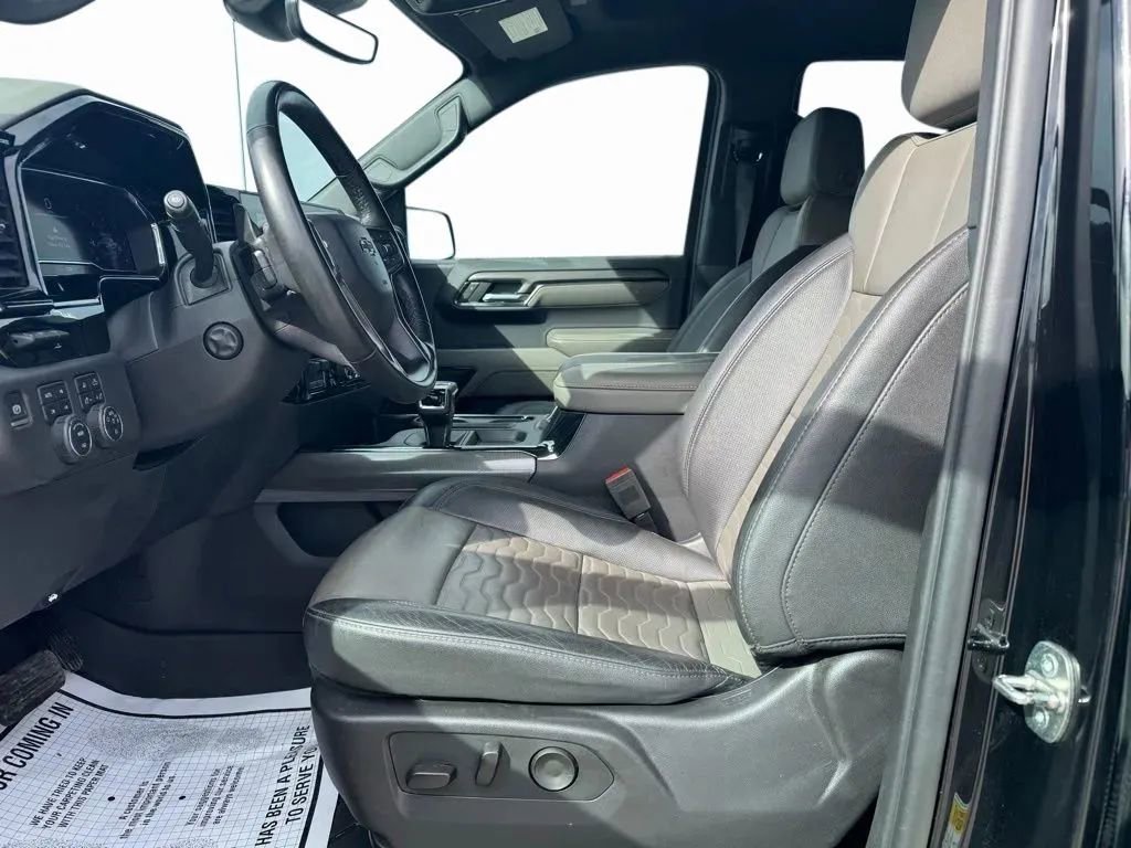 Used 2024 Chevrolet Silverado 1500 ZR2 w/ Technology Package image 18