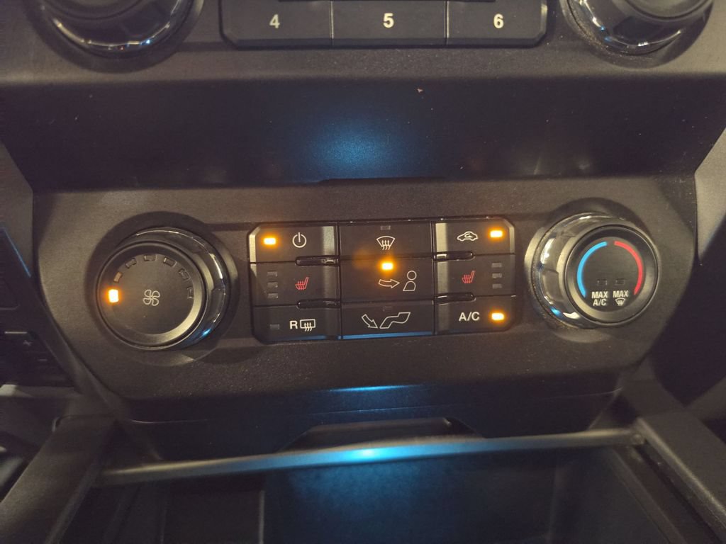 Used 2020 Ford F150 XLT w/ Equipment Group 302A Luxury AWD/4WD image 16