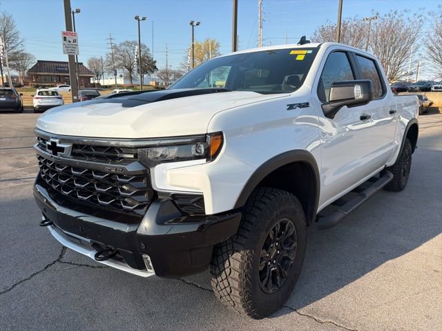 Used 2025 Chevrolet Silverado 1500 ZR2 w/ Technology Package image 7