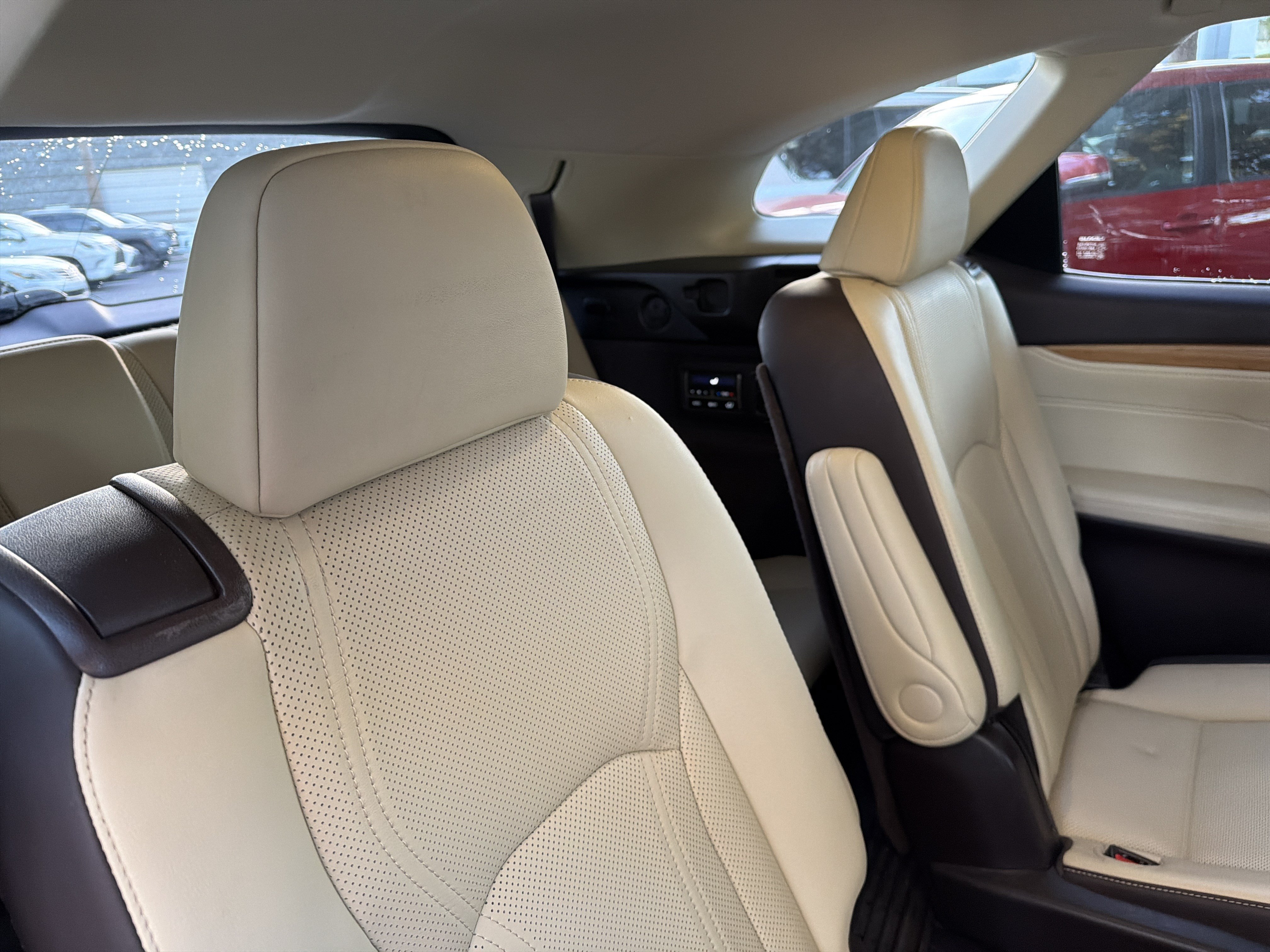 Used 2019 Lexus RX 350L AWD image 41