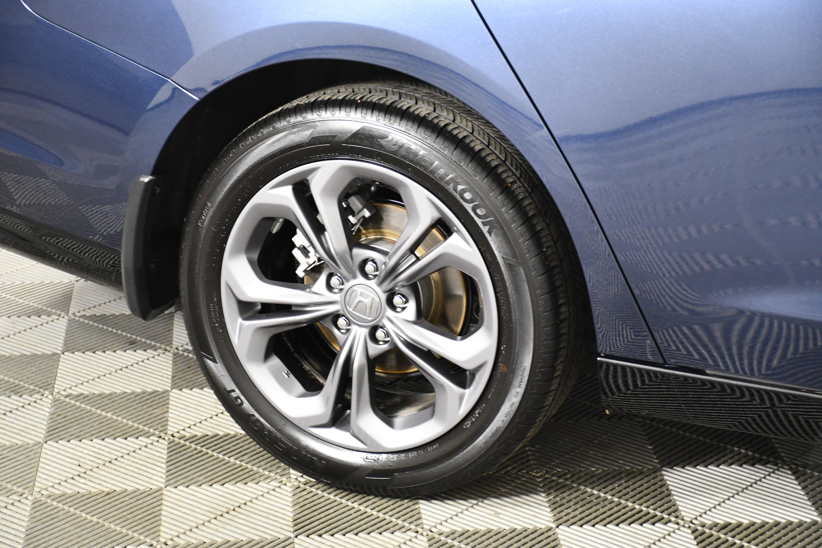 Certified 2025 Honda Accord EX-L image 54