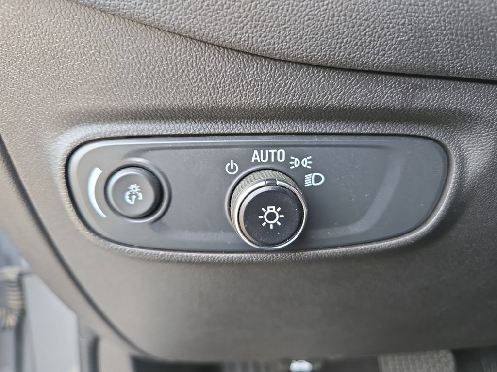 Used 2024 Chevrolet Equinox LT AWD/4WD image 20