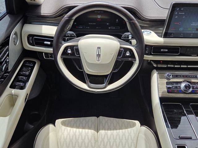 Used 2020 Lincoln Aviator Black Label AWD/4WD image 15