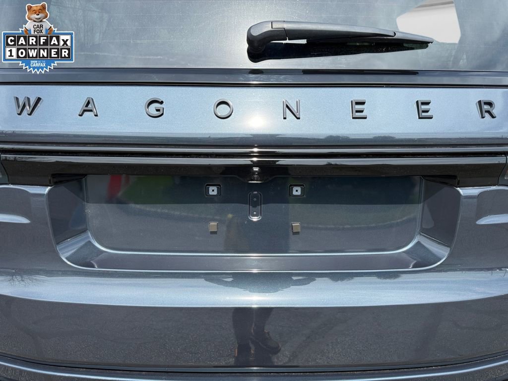 Certified 2024 Jeep Wagoneer Series II AWD/4WD image 17