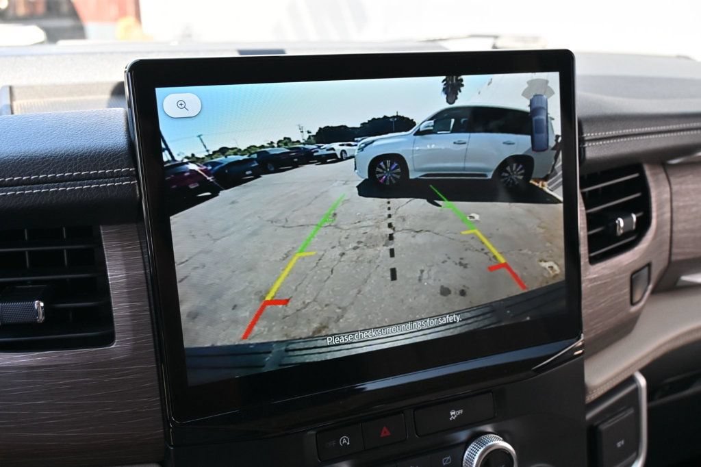 Used 2024 Ford Expedition Max Limited RWD image 17