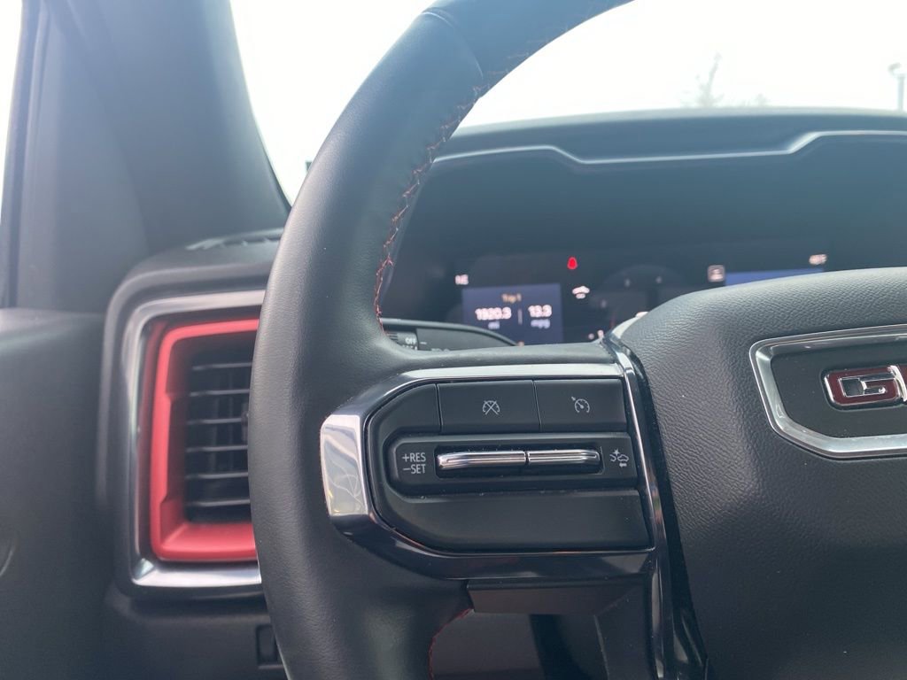 Used 2023 GMC Canyon AT4X image 11