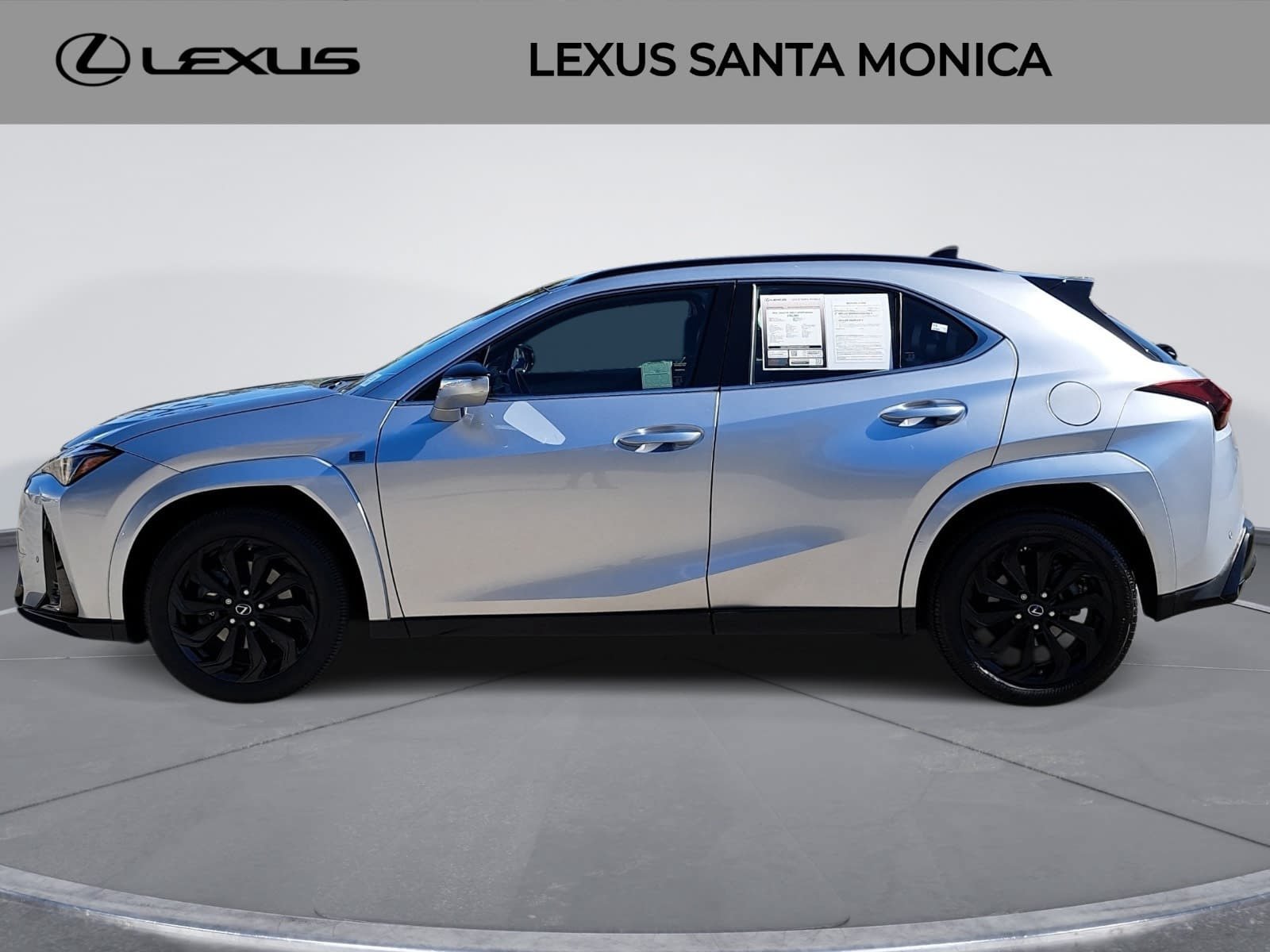Used 2024 Lexus UX 250h F Sport FWD image 8