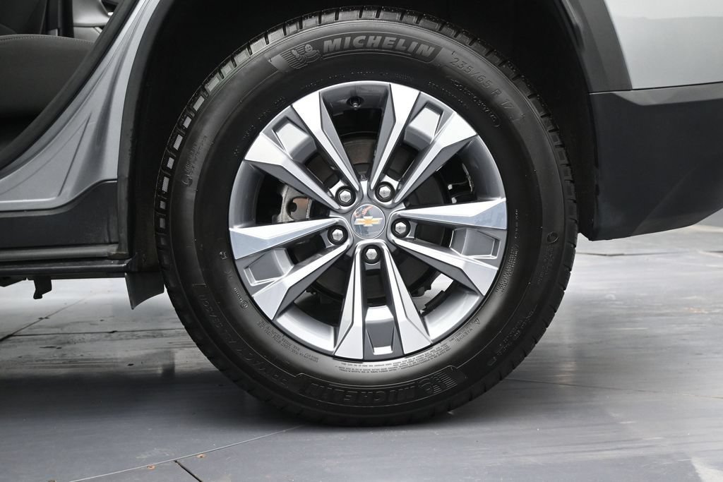 Certified 2026 Chevrolet Equinox LT AWD/4WD image 14