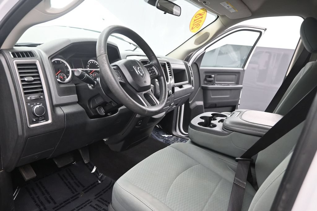 Used 2018 RAM 1500 ST w/ SXT Appearance Group AWD/4WD image 16