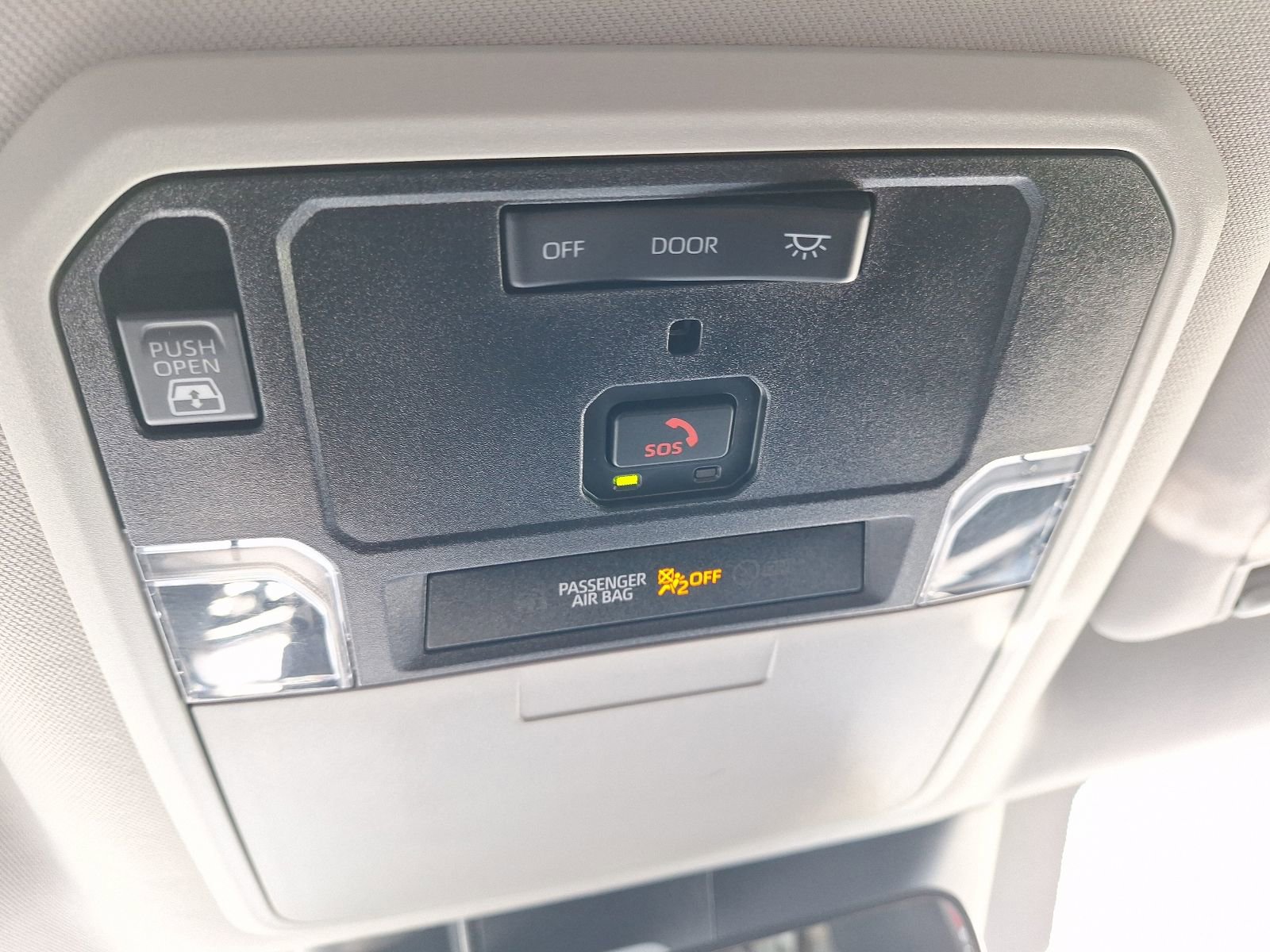 Used 2022 Toyota Tundra Limited AWD/4WD image 28
