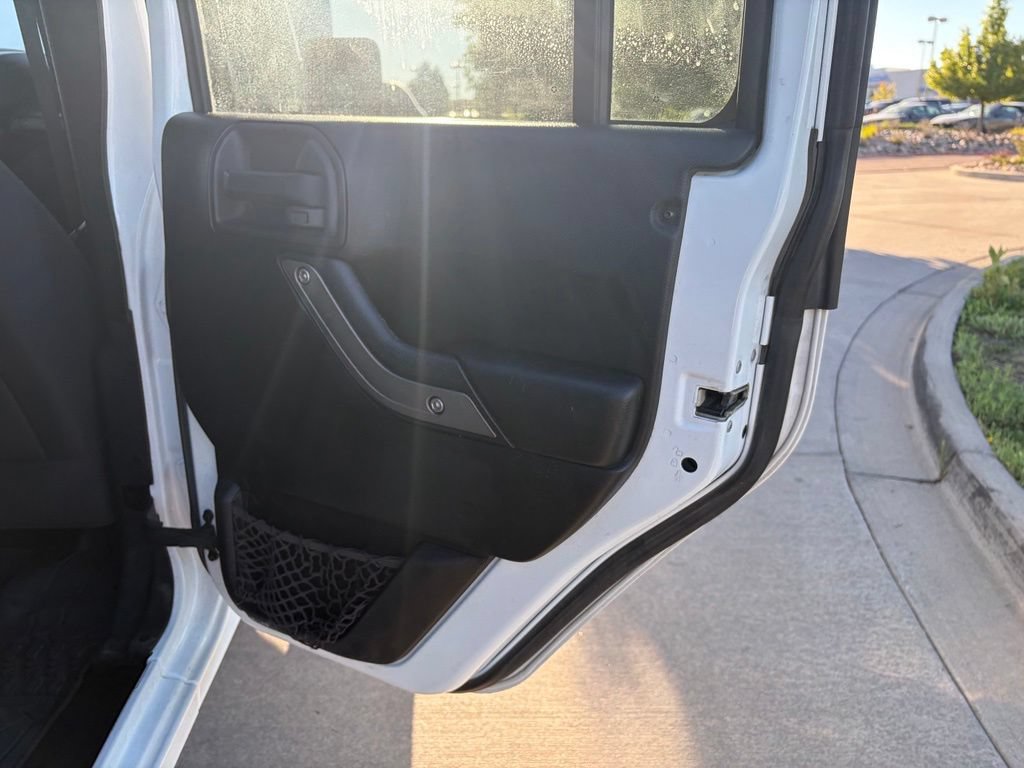 Used 2016 Jeep Wrangler Unlimited Sport w/ Quick Order Package 24S AWD/4WD image 18