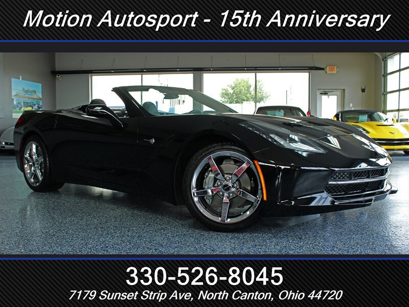 Used 2014 Chevrolet Corvette Stingray Convertible w/ 3LT Preferred Equipment Group RWD image 2