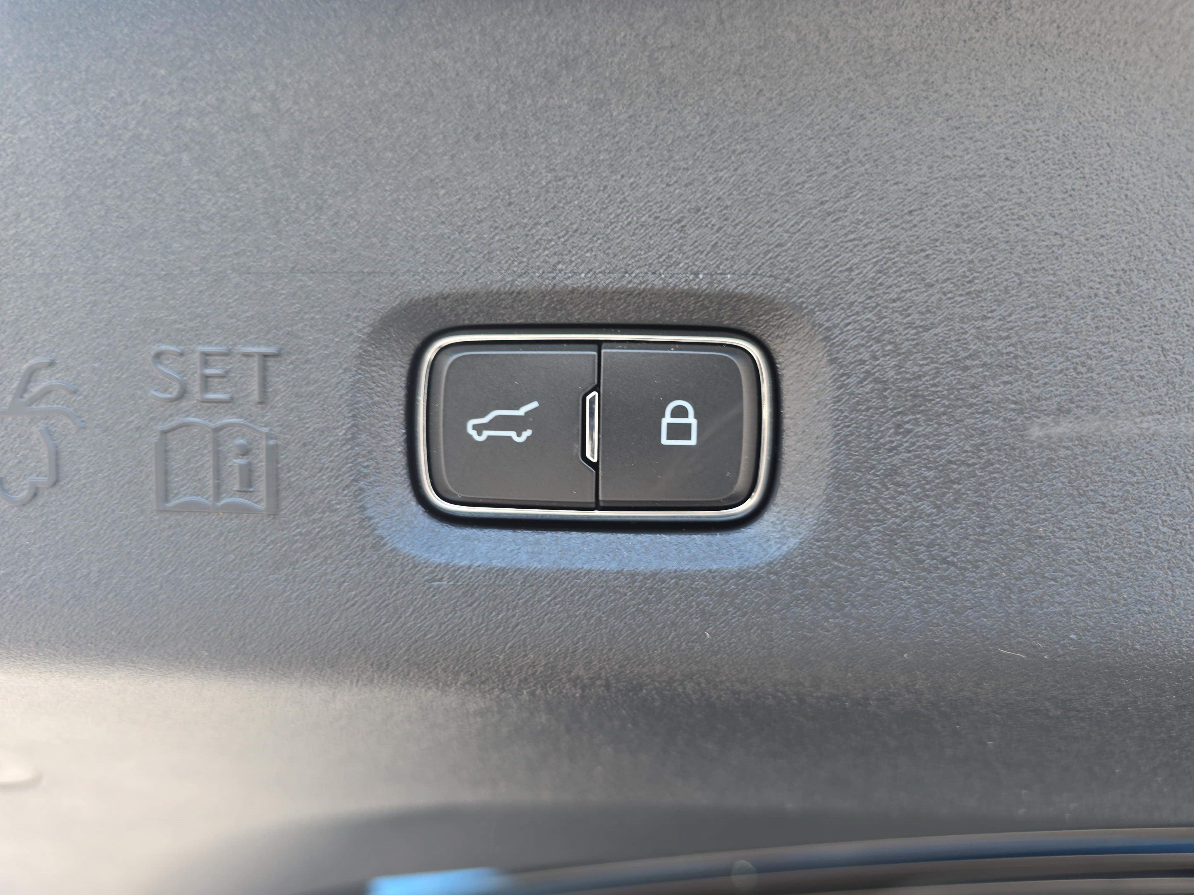 New 2026 Lincoln Navigator L Reserve w/ Jet Appearance Package AWD/4WD image 14
