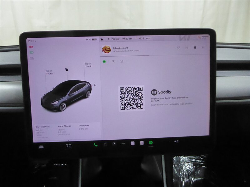 Used 2018 Tesla Model 3 Long Range RWD image 11