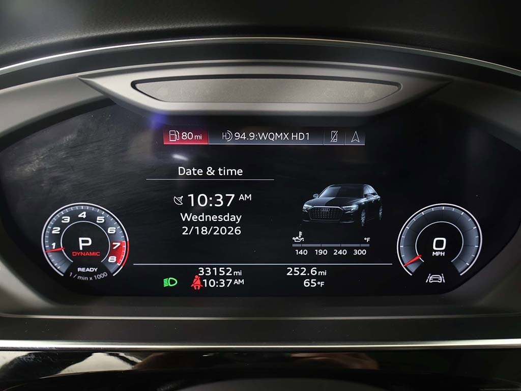 Used 2023 Audi S8 w/ S8 Black Optic Plus Package image 43