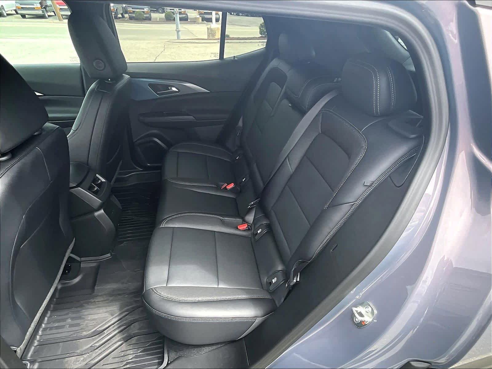 New 2026 Chevrolet Equinox EV LT FWD image 15