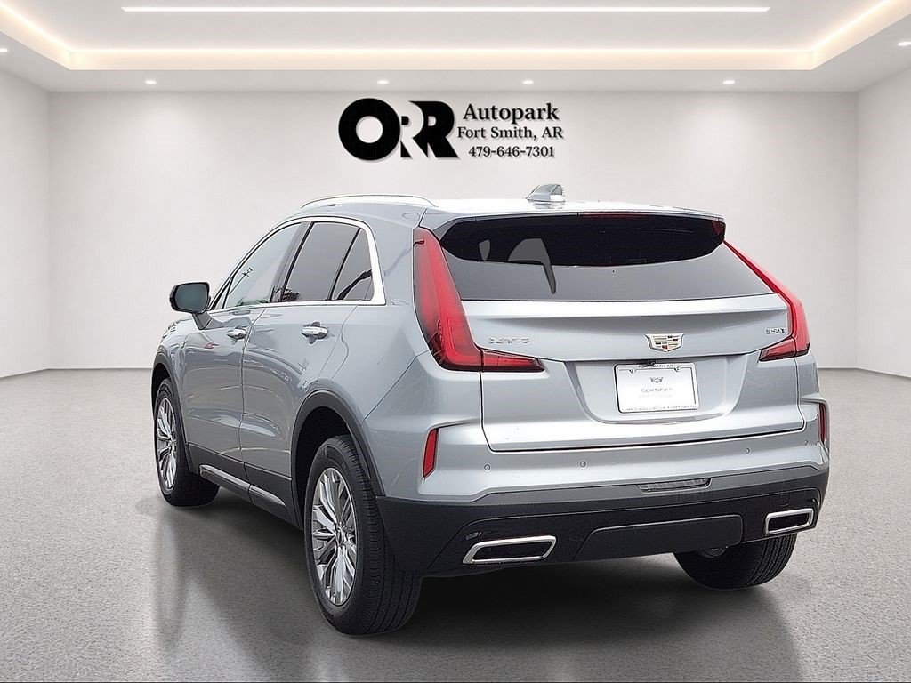 Certified 2025 Cadillac XT4 Premium Luxury FWD image 4