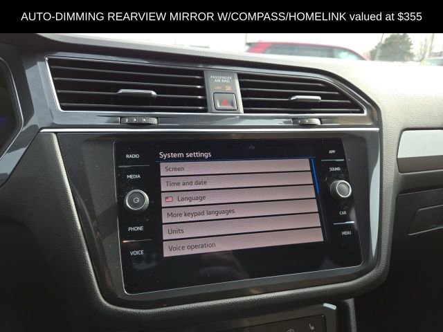 Used 2023 Volkswagen Tiguan SE AWD/4WD image 16