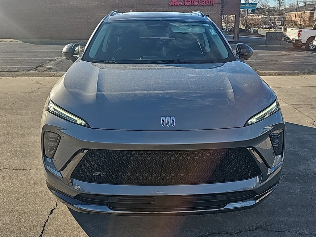 New 2025 Buick Envision Sport Touring image 3