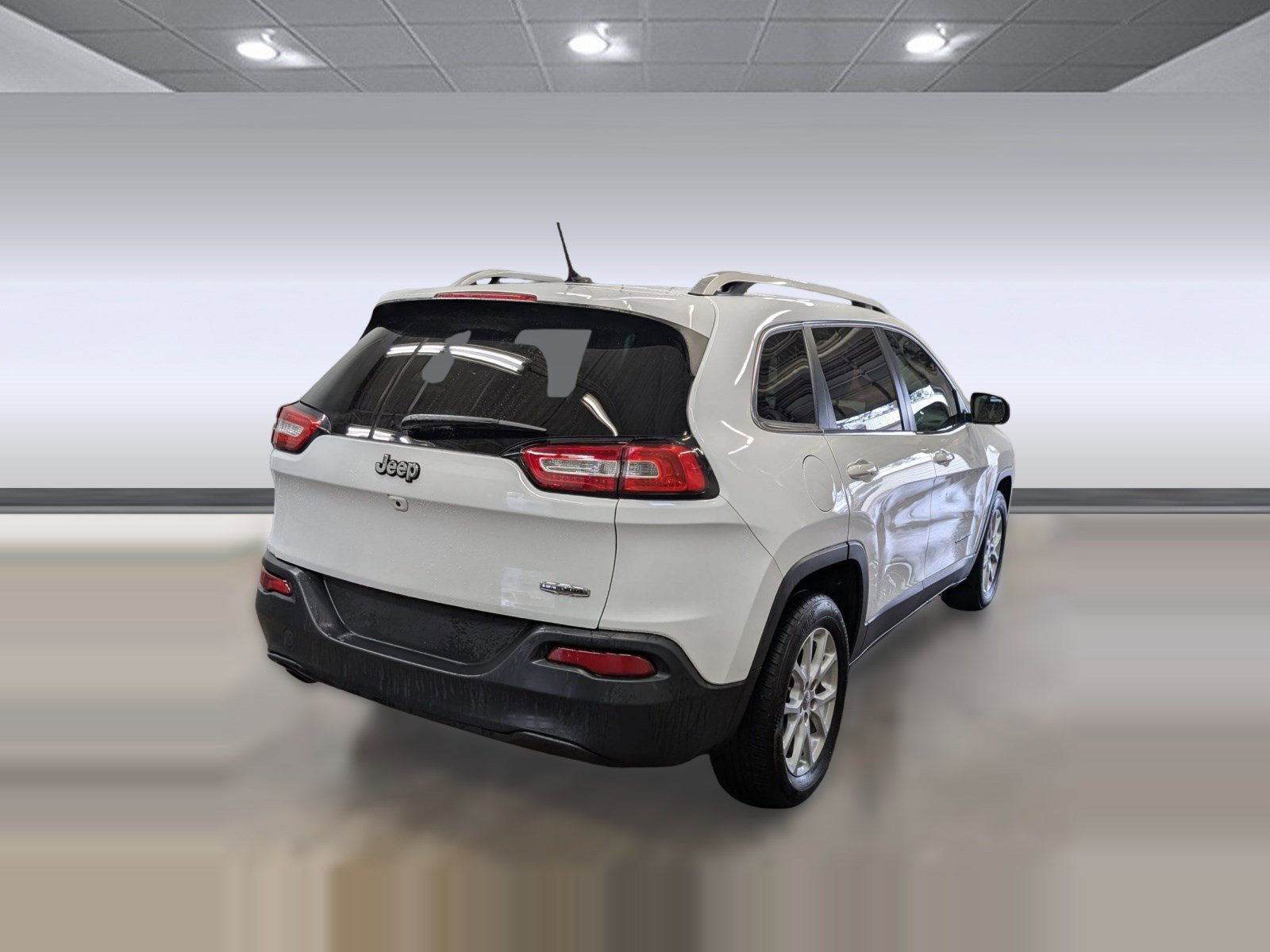 Used 2016 Jeep Cherokee Latitude image 9