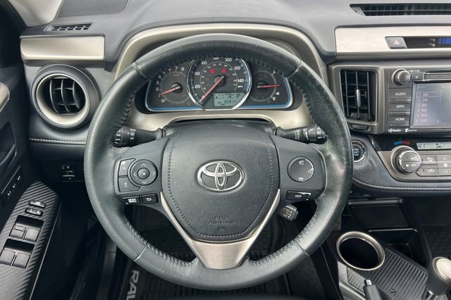 Used 2015 Toyota RAV4 Limited w/ Technology Package image 15