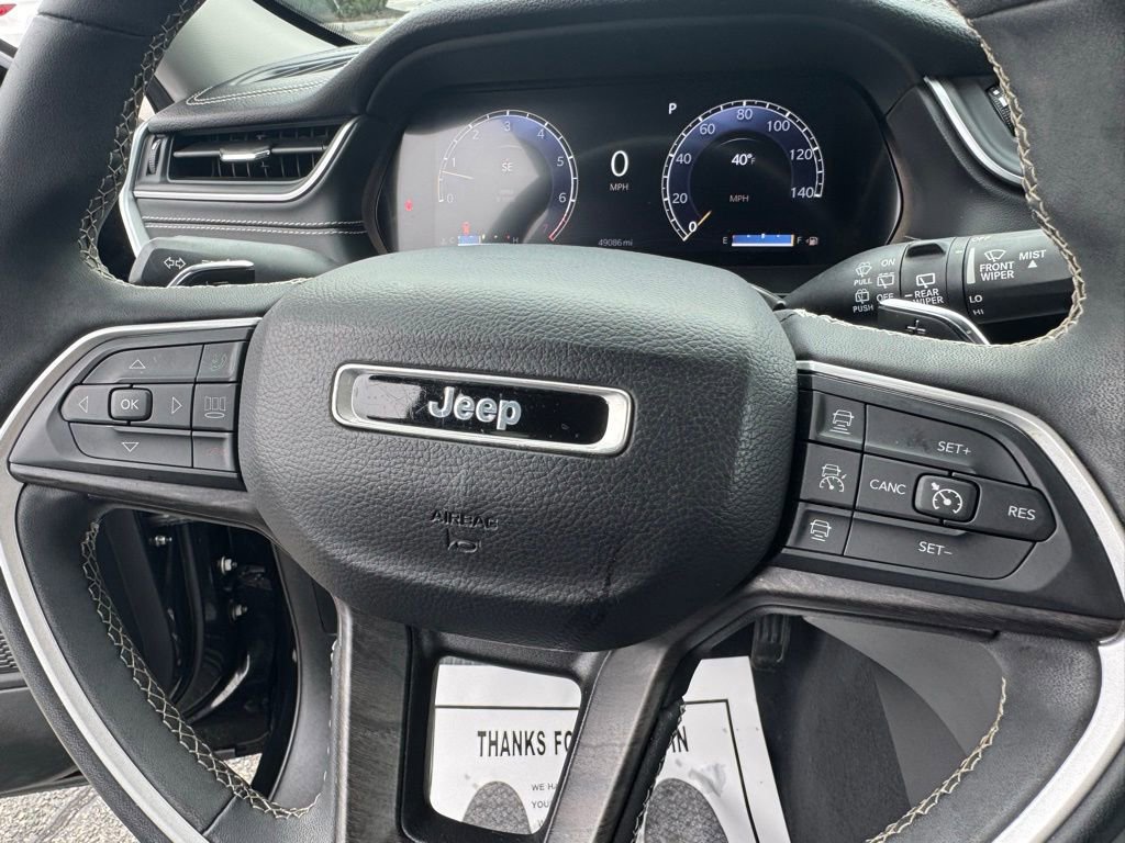 Used 2023 Jeep Grand Cherokee Limited image 25