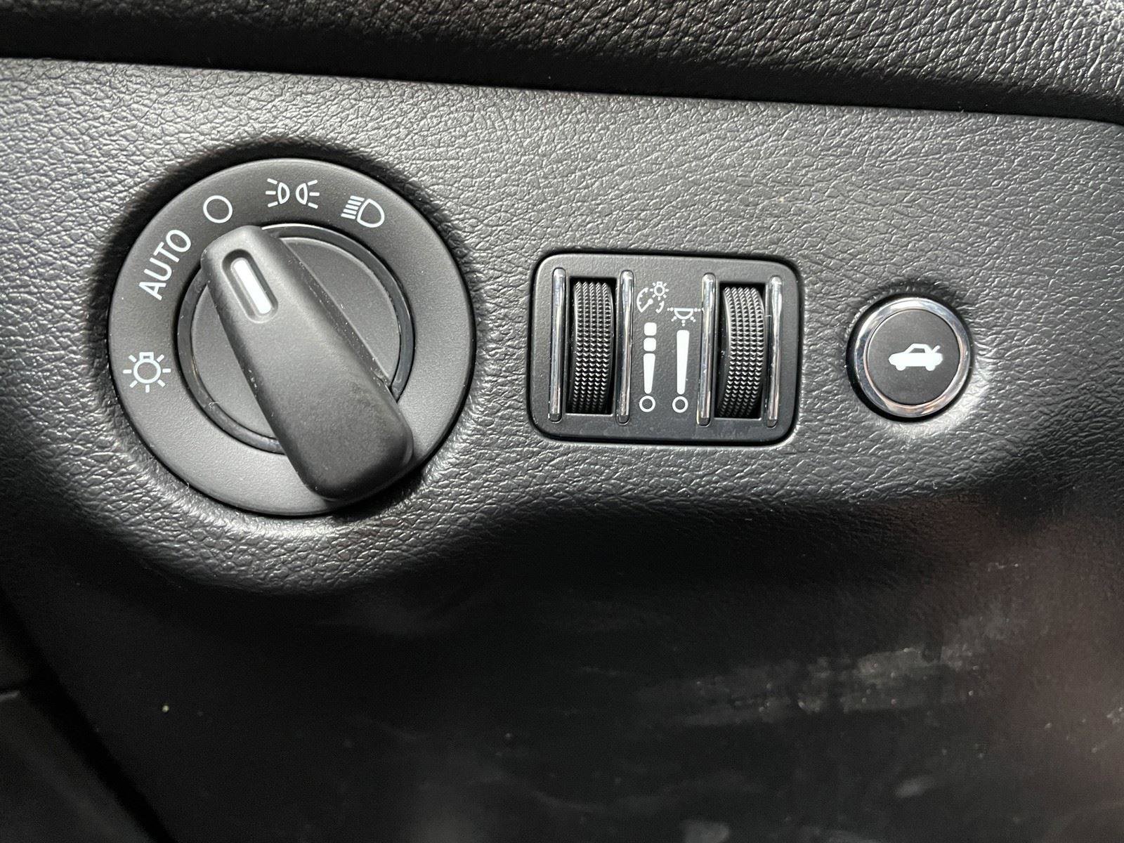 Certified 2023 Dodge Challenger R/T w/ T/A Package image 33