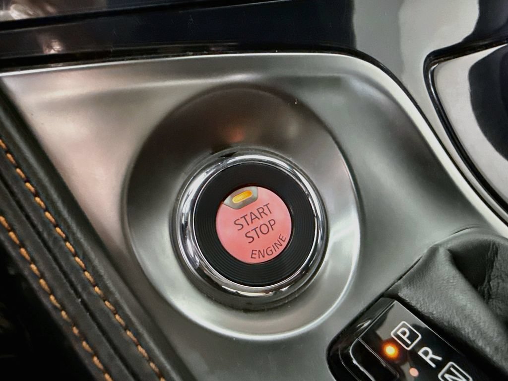 Used 2019 Nissan Maxima SR w/ Premium Package FWD image 17