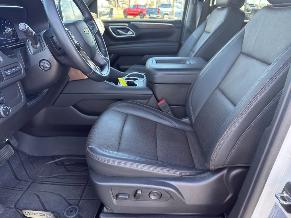 Used 2024 Chevrolet Tahoe High Country image 12