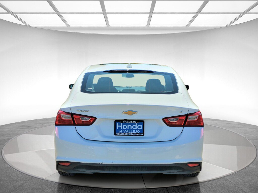 Used 2023 Chevrolet Malibu LT FWD image 4