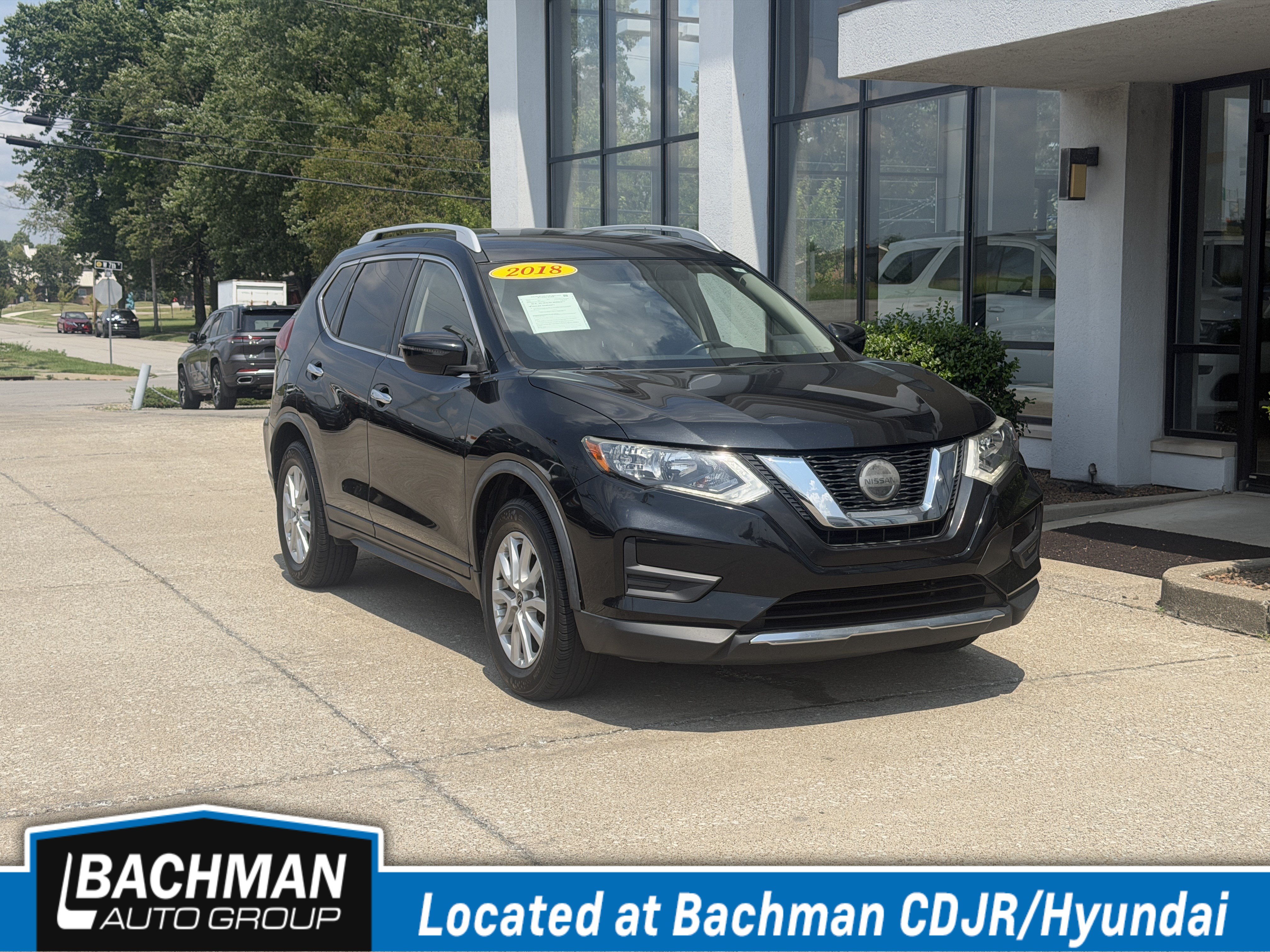 Used 2018 Nissan Rogue SV FWD video 1