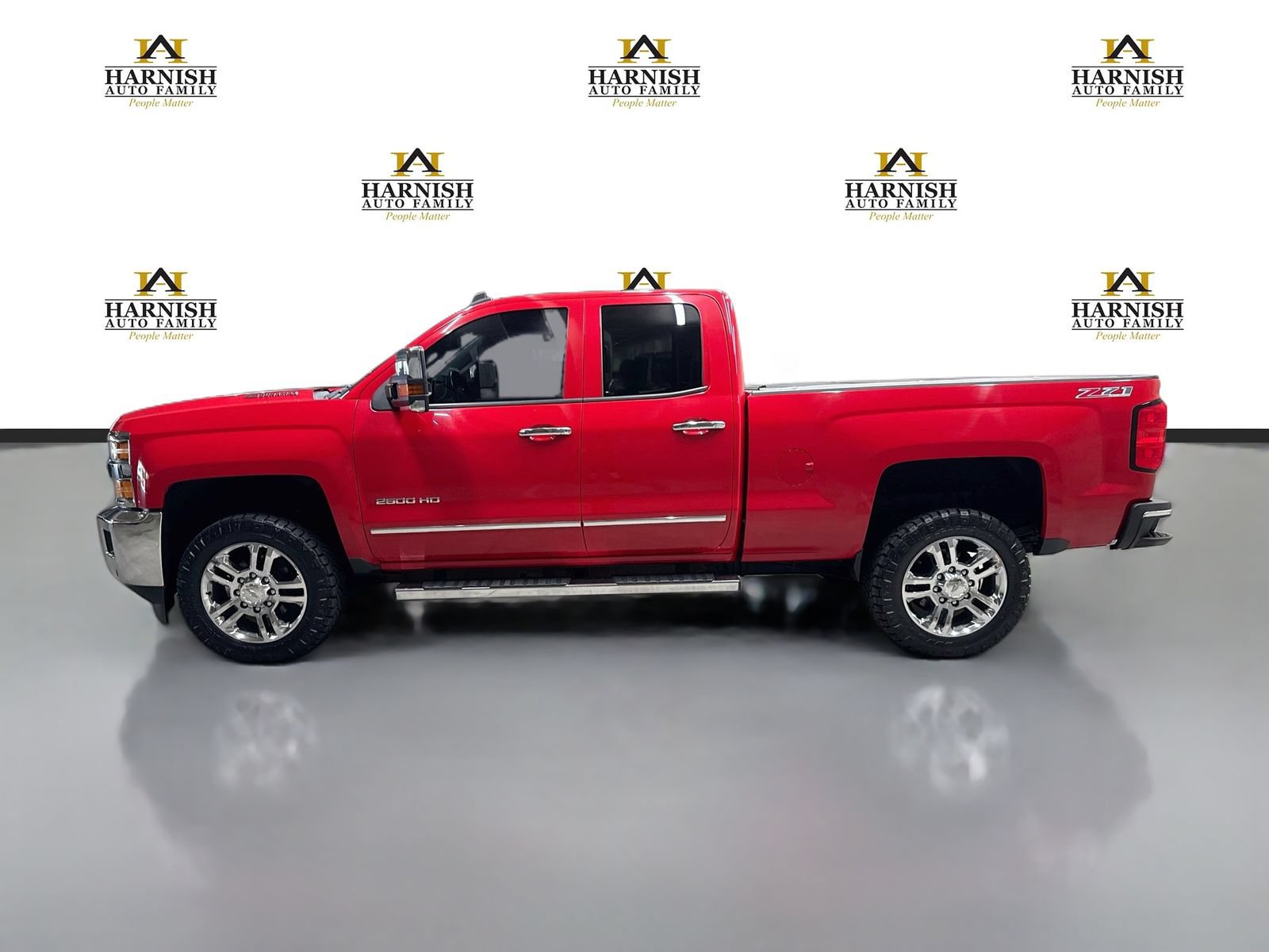 Used 2015 Chevrolet Silverado 2500 LTZ w/ LTZ Plus Package AWD/4WD image 10