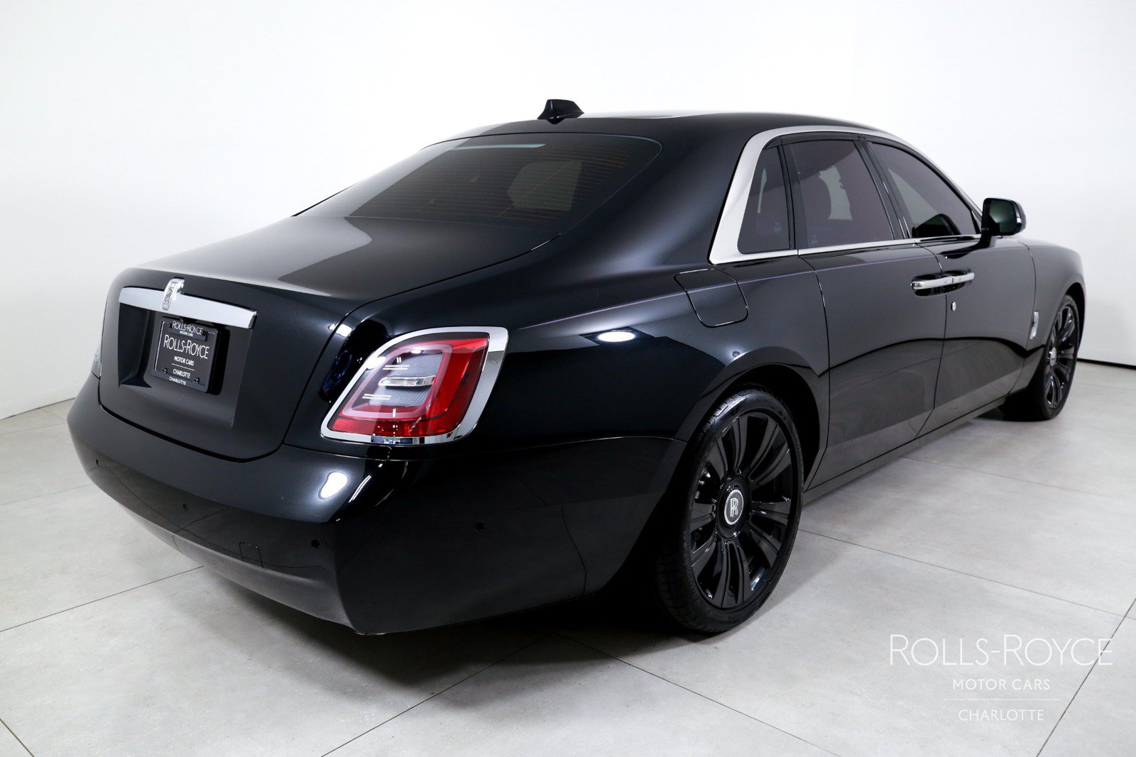 Certified 2022 Rolls-Royce Ghost AWD/4WD image 2