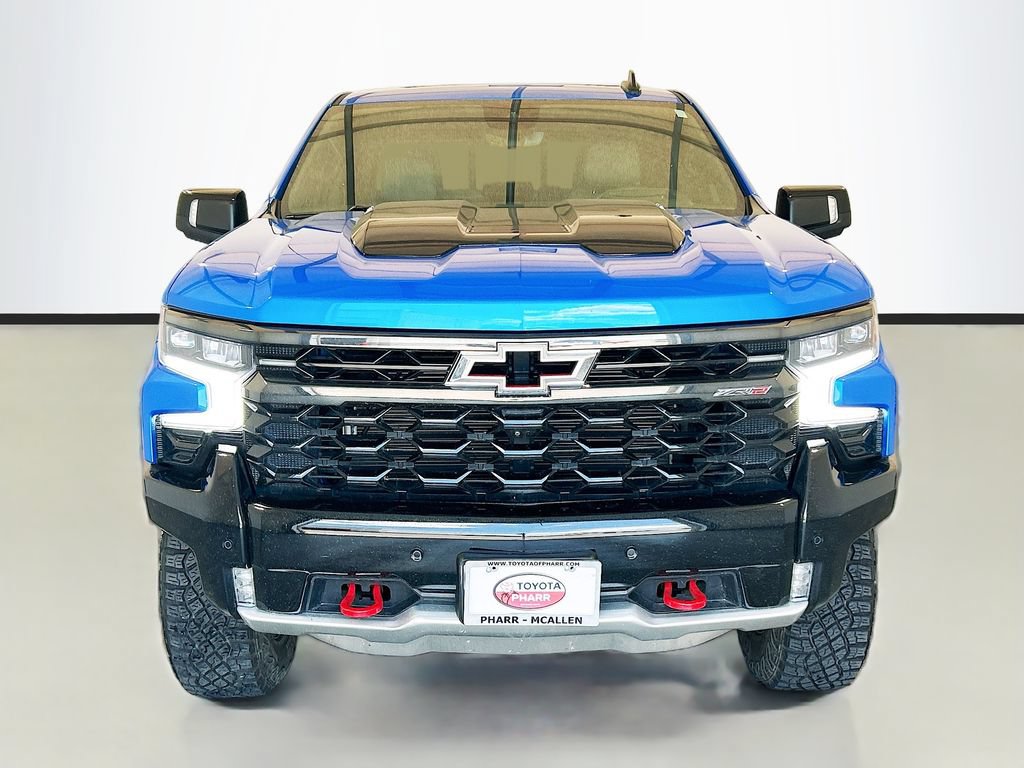 Used 2025 Chevrolet Silverado 1500 ZR2 w/ Technology Package AWD/4WD image 2