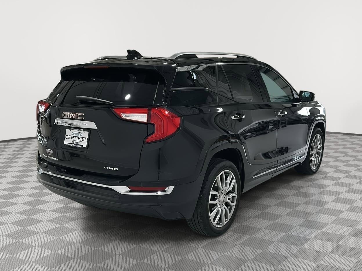 Used 2022 GMC Terrain Denali w/ LPO, Floor Liner Package AWD/4WD image 6