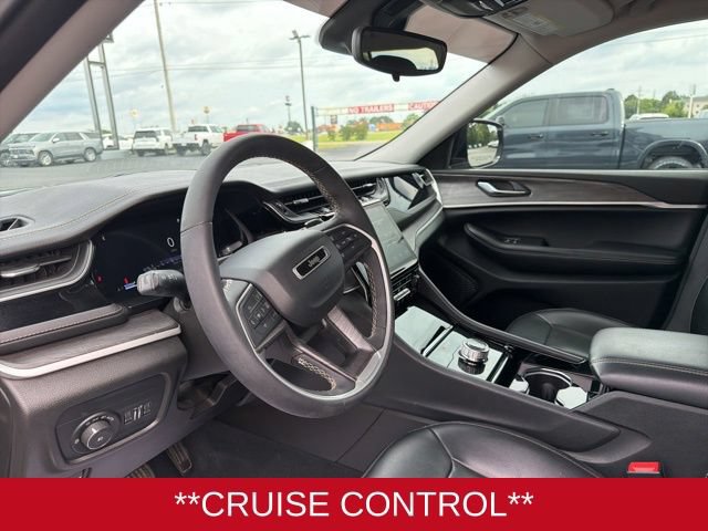 Used 2023 Jeep Grand Cherokee L Limited w/ Black Appearance Package RWD image 8