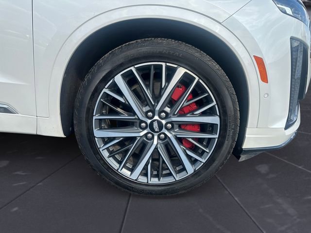 Used 2024 Cadillac XT6 Sport w/ Technology Package image 9