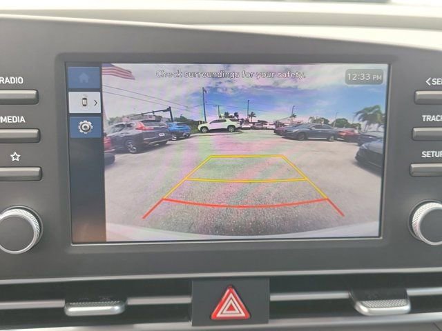 Certified 2025 Hyundai Elantra SE w/ Cargo Package FWD image 24