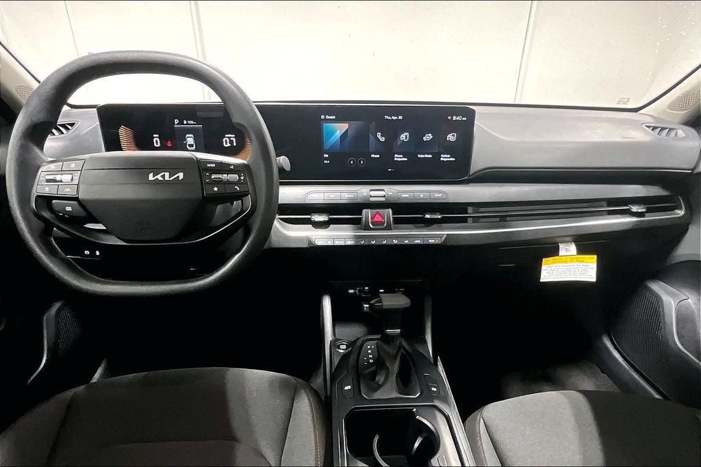 Used 2025 Kia K4 FWD image 18