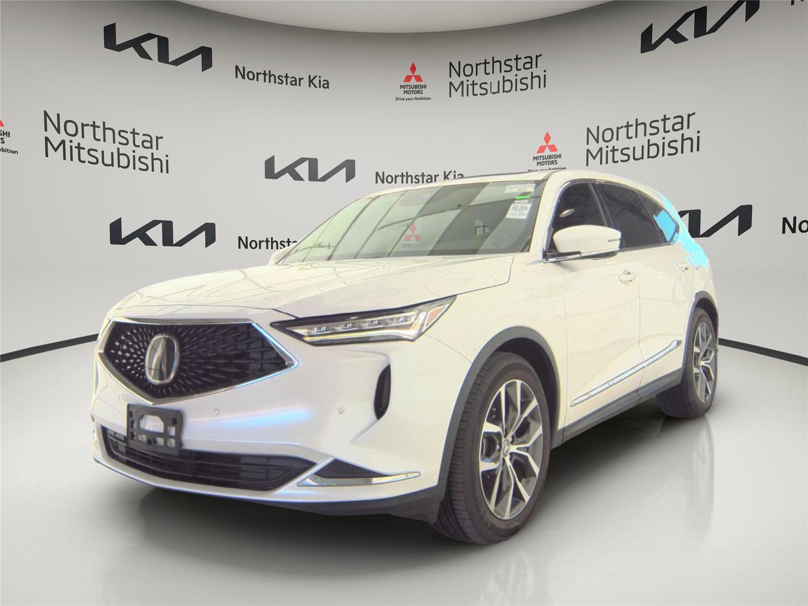 Used 2022 Acura MDX SH-AWD w/ Technology Package image 2