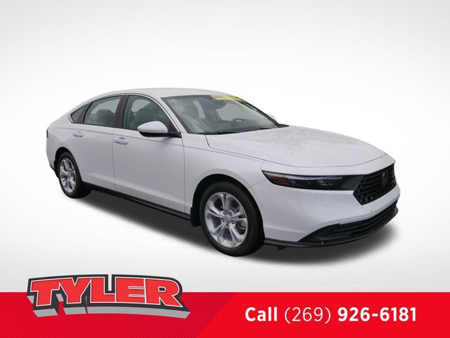 New 2025 Honda Accord LX image 1