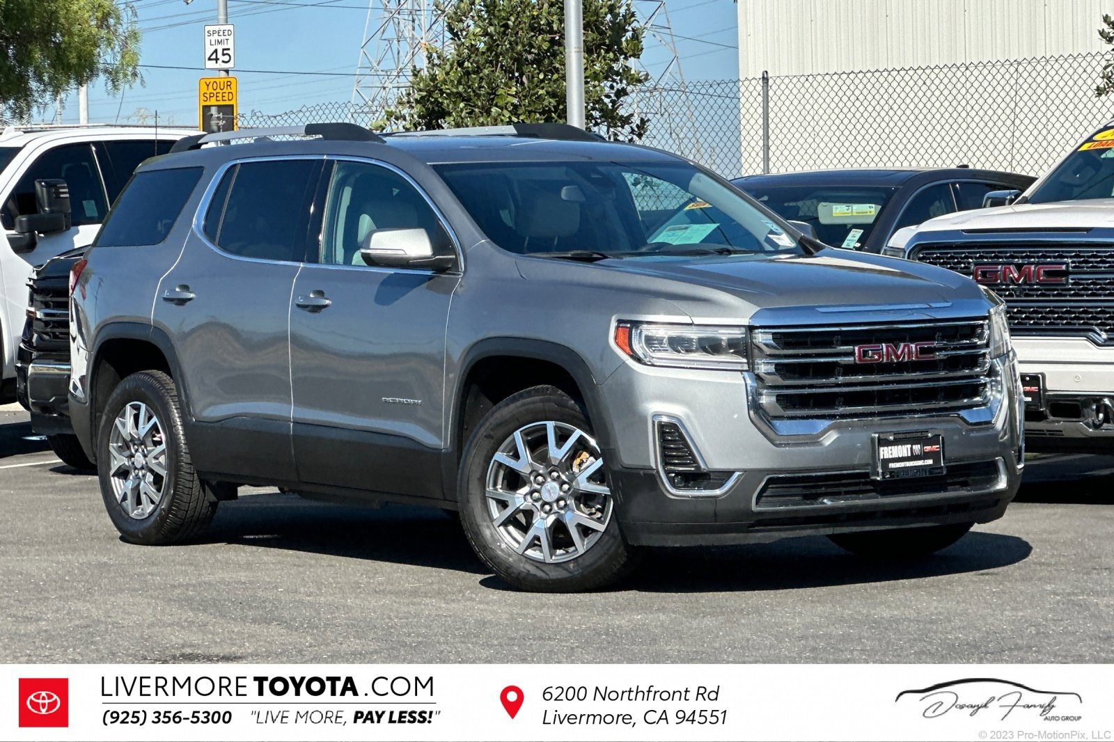 Used 2023 GMC Acadia SLT