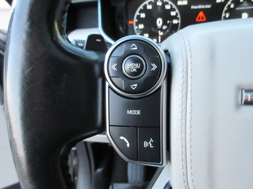 Used 2017 Land Rover Range Rover Long Wheelbase Supercharged image 27